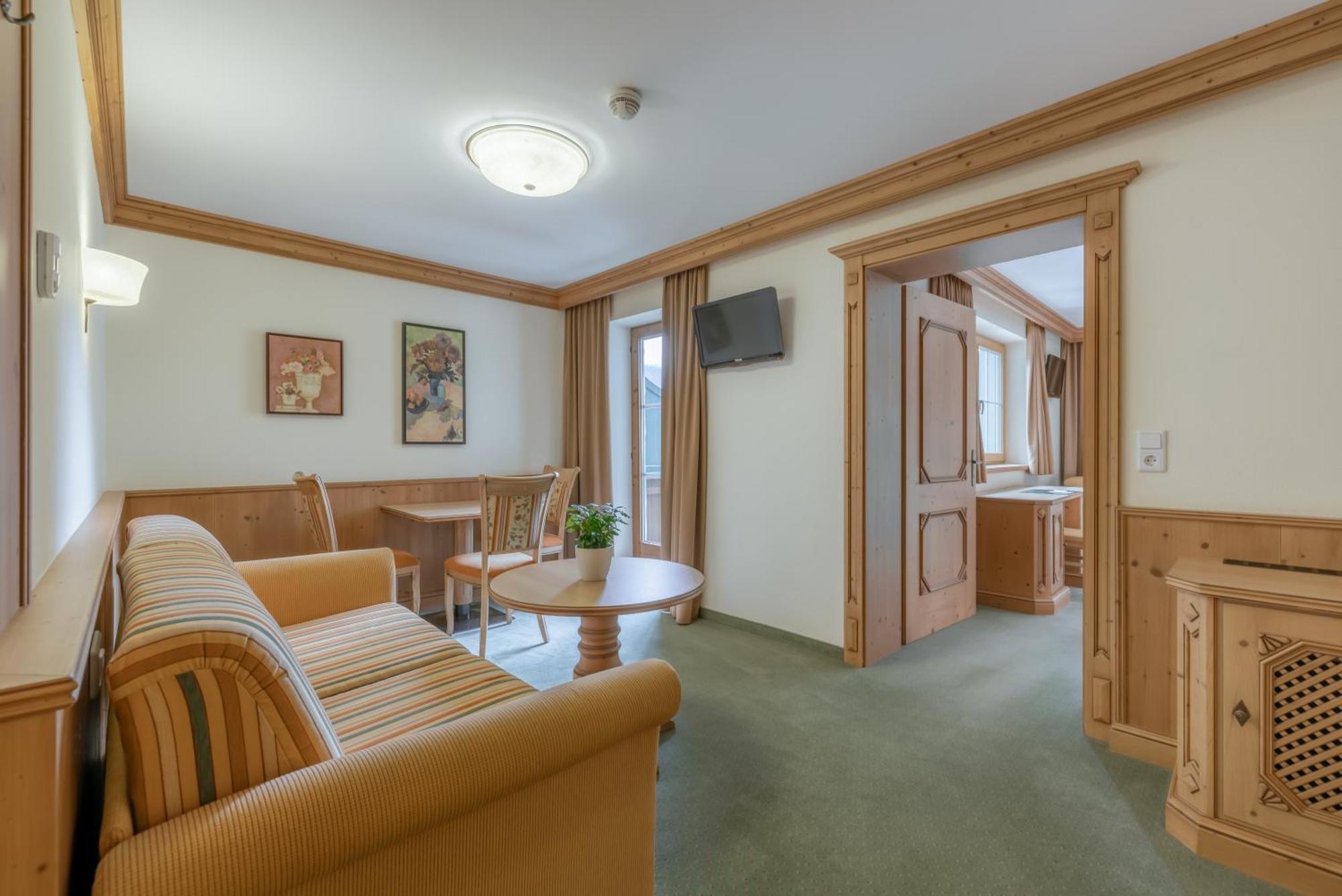Kerschdorfer - Wohlfuehlhotel Garni - Adults Only 칼텐바흐 외부 사진